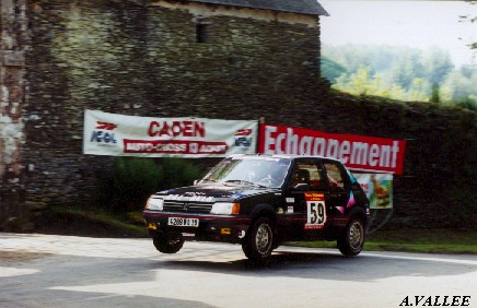 La bosse de Malansac avec la 205 GTI !